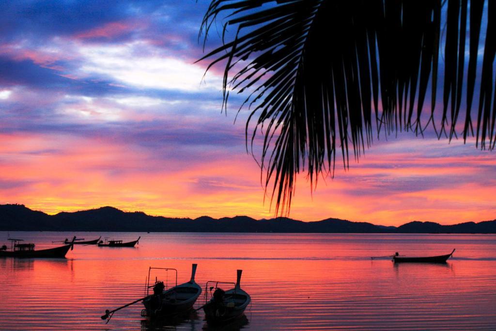 Lam Sai Village Hotel Ko Yao Noi Bagian luar foto