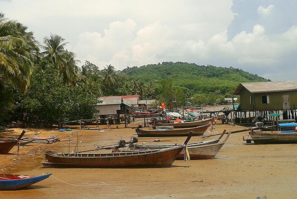 Lam Sai Village Hotel Ko Yao Noi Bagian luar foto